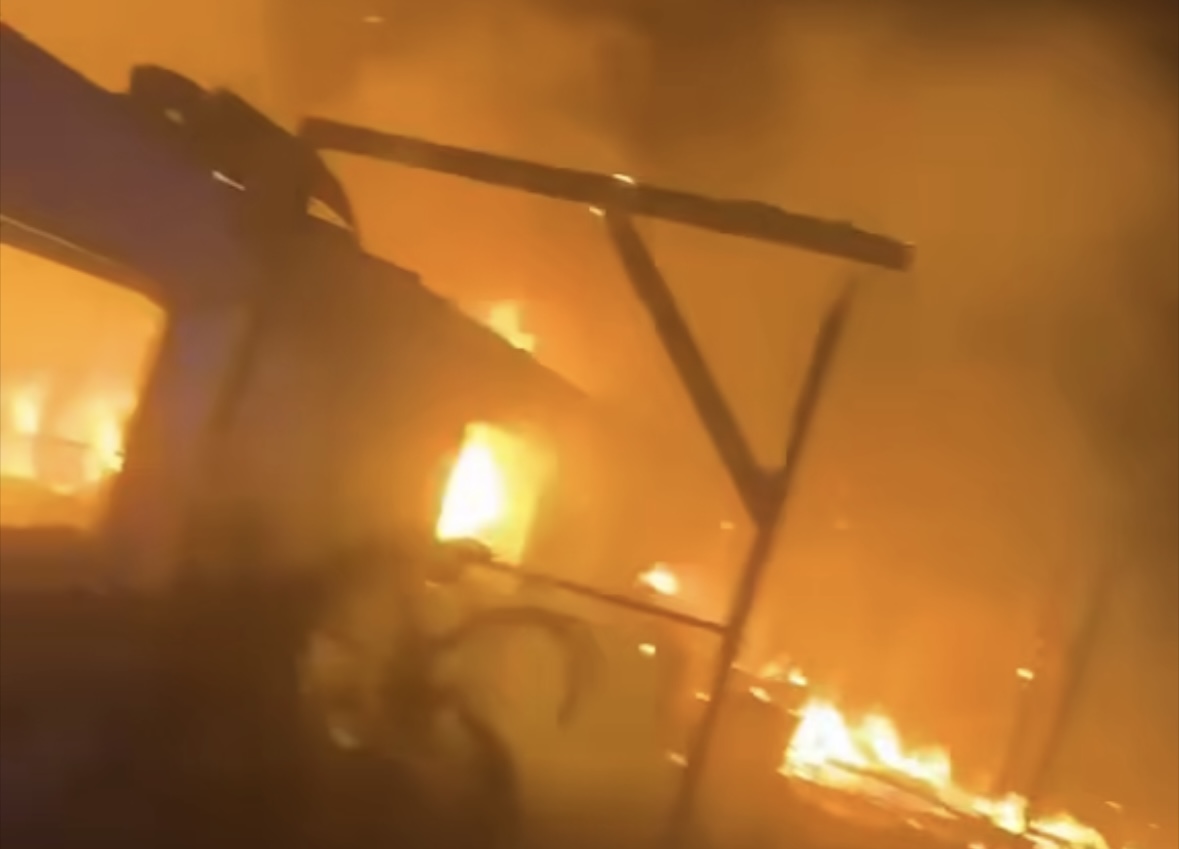 Two Businesses Destroyed In VG Fire